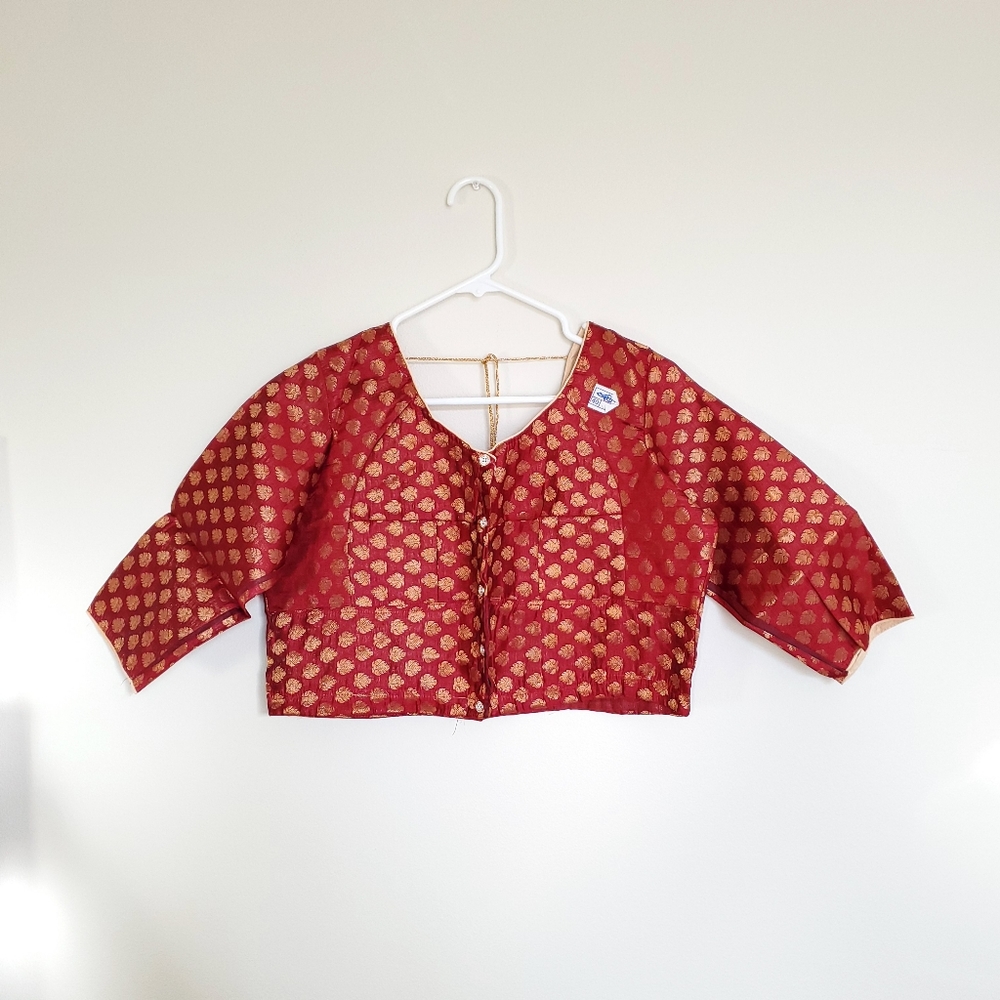 NWOT Red Gold Indian Saree Blouse
